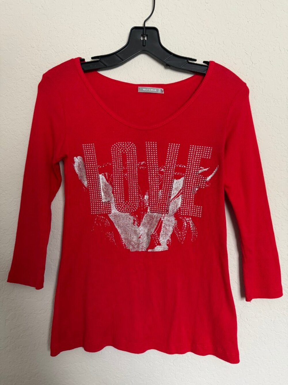 Nally & Millie Red Beaded 3/4 Sleeve Top LOVE Graphic M Y2K 2000s Made in USA